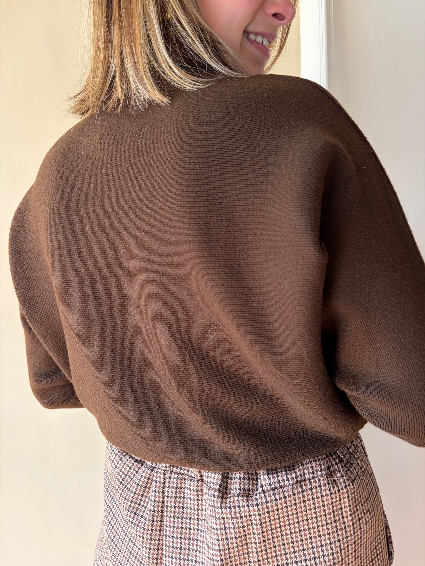 Pull chauve souris chocolat MILA - Anemone Store