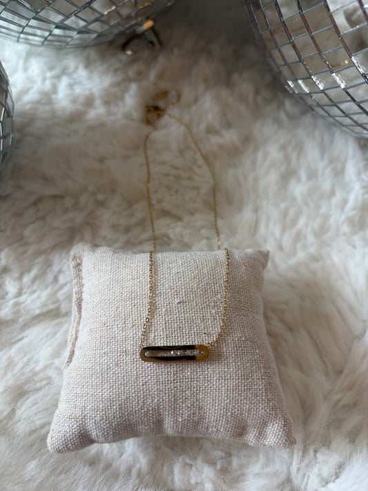 Collier fin doré