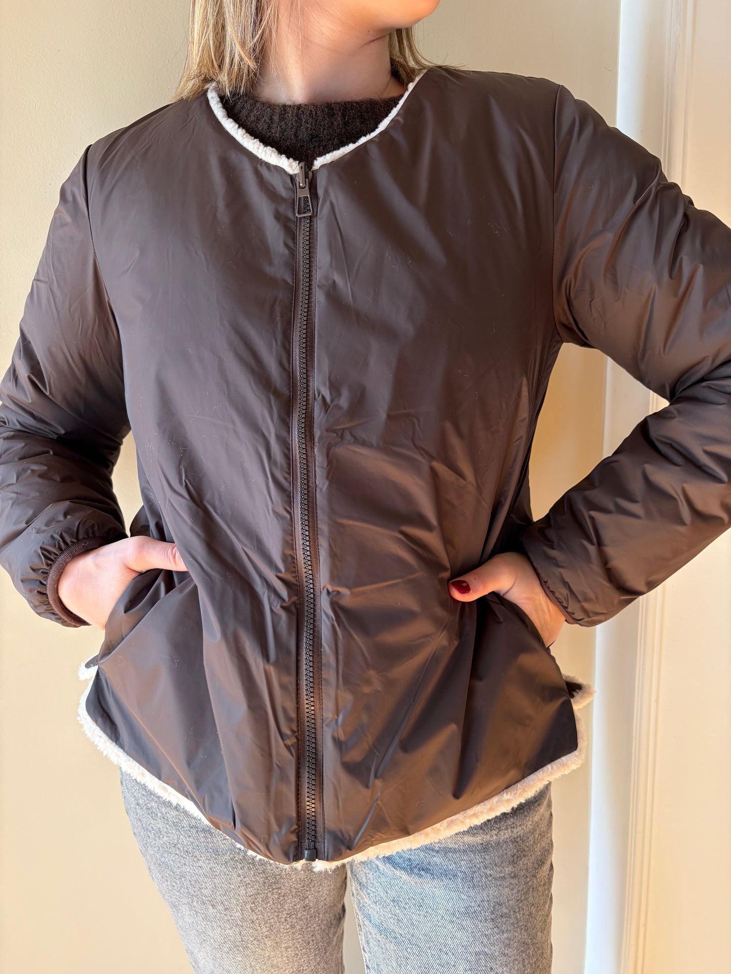 Doudoune réversible chocolat Sherpa ELAIS - Anemone Store