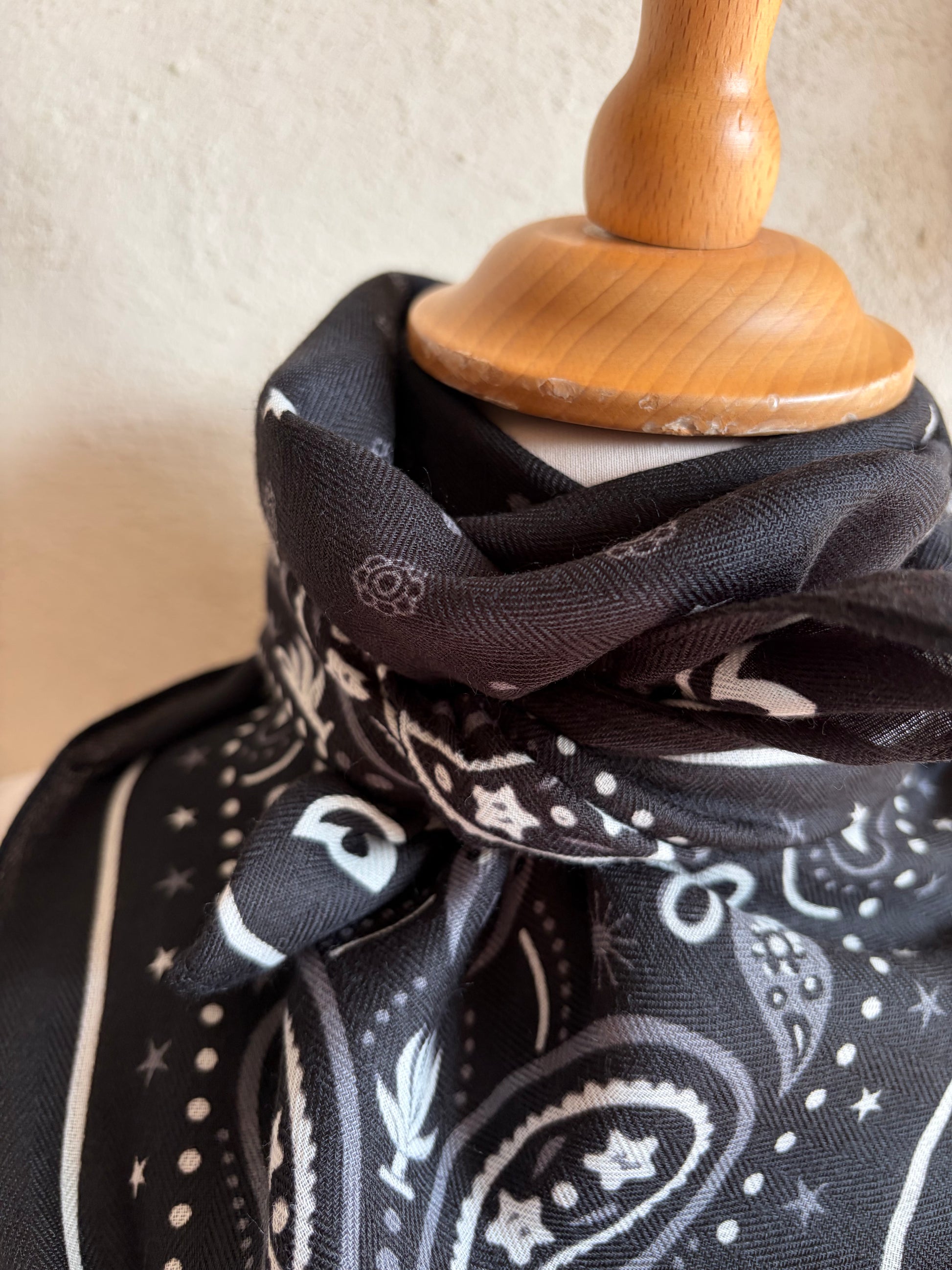 Foulard carré - Anemone Store