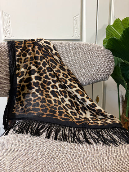 Foulard léopard franges