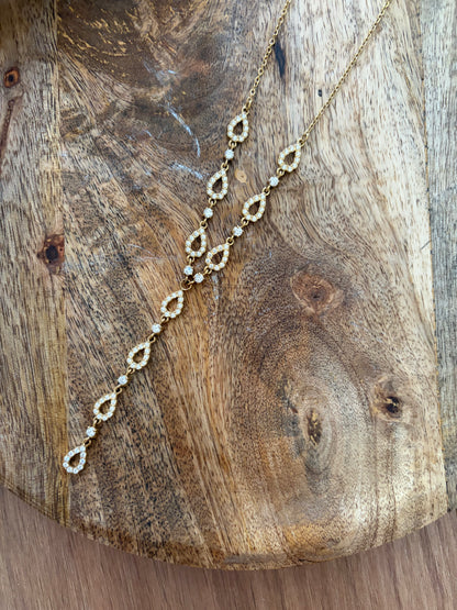 Collier cravate