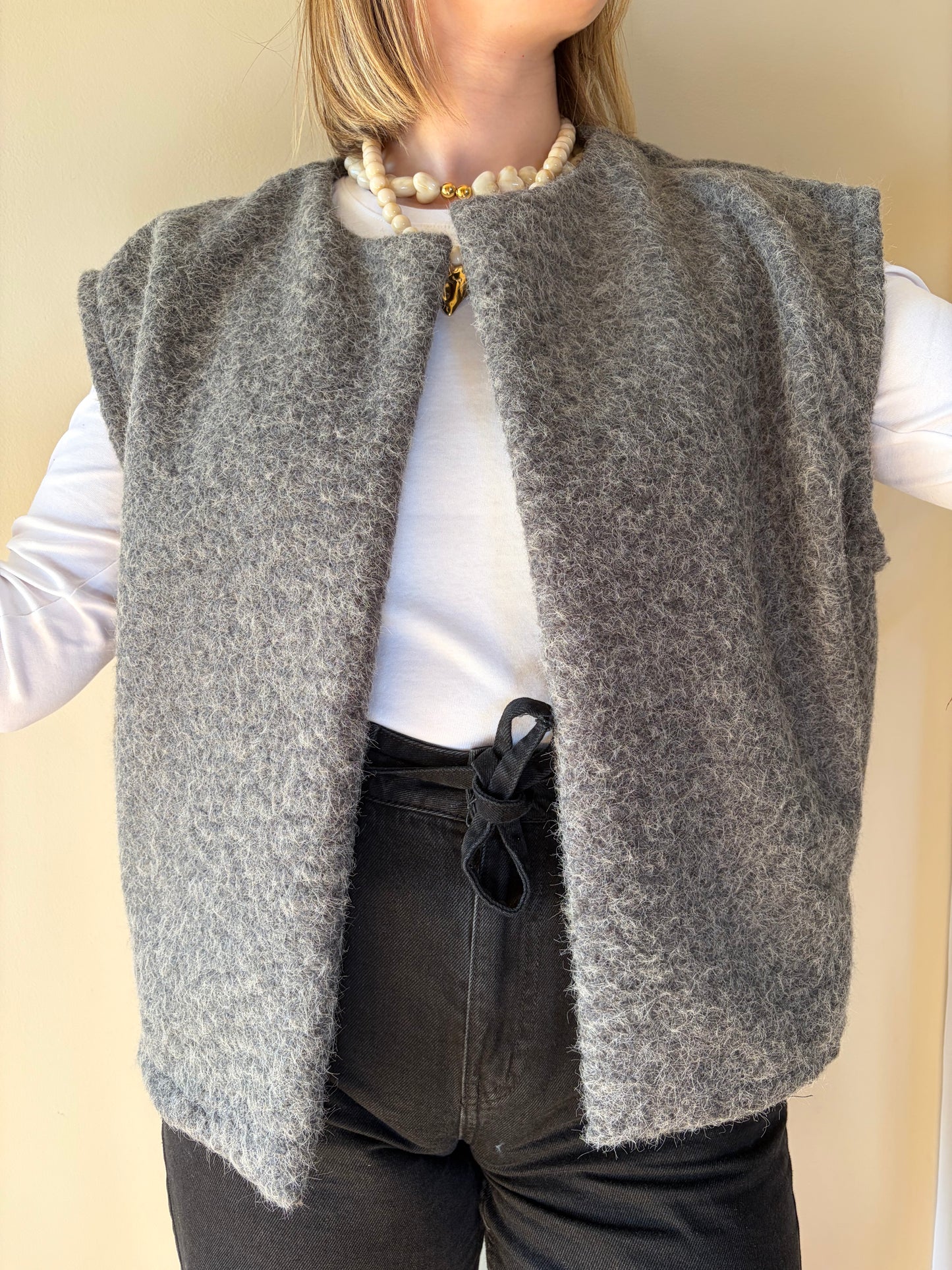 Veste sans manches MICHELE Grise