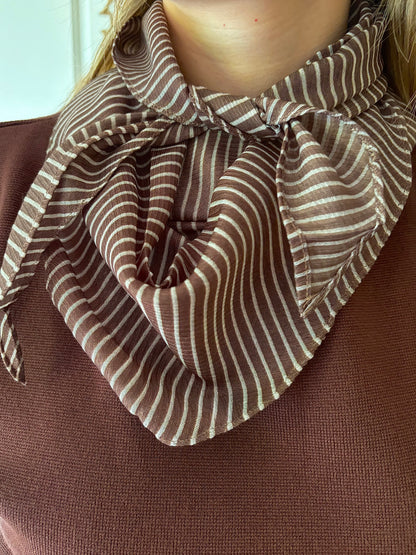 Foulard triangle